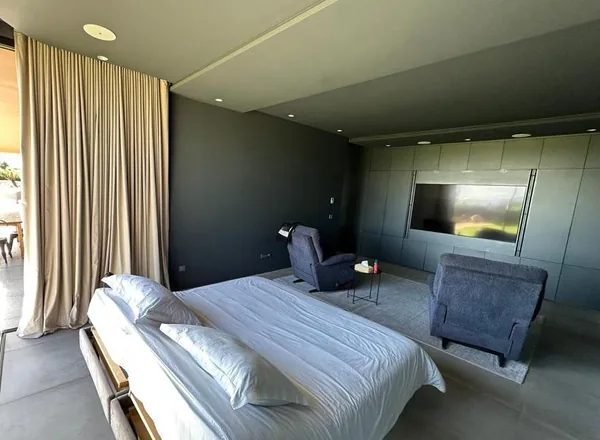 Villa Helena twin bedroom