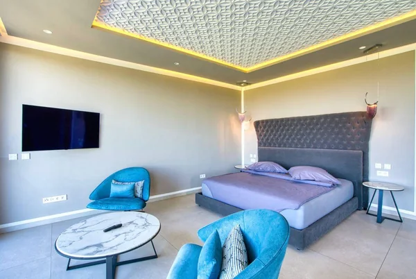 Villa Jordana suite with lounge chairs